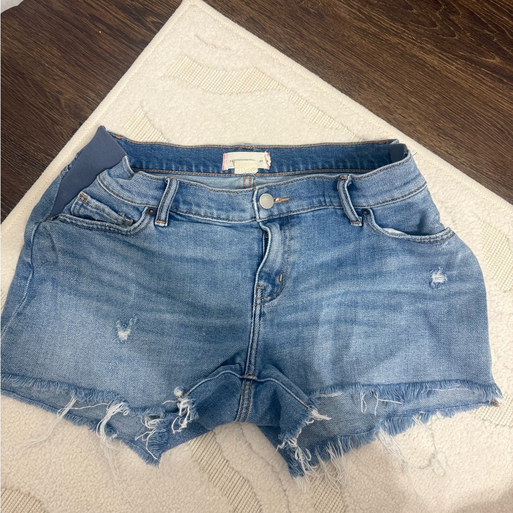 Hatch “The Cut Off Maternity Short” size 27